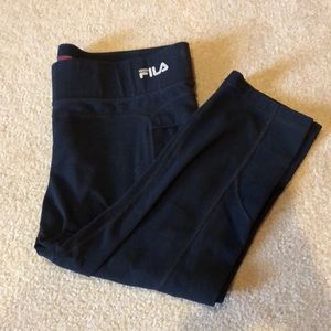 Fila capri leggings